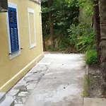 Apartment Kaza In Center, With Terrace, Private Parking, Step To The Sea